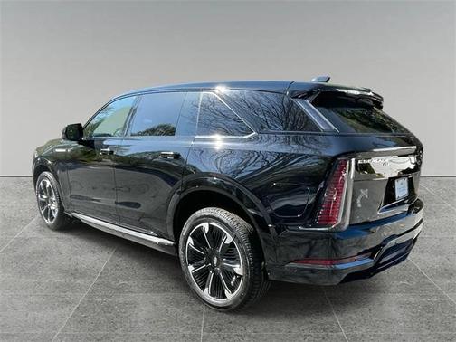 2025 Cadillac Escalade IQ 2