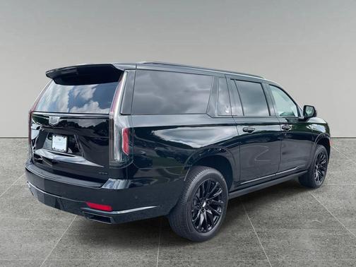 2024 Cadillac Escalade ESV Sport Platinum