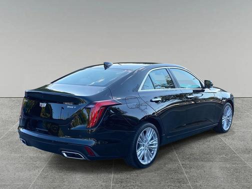 2025 Cadillac CT4 Premium Luxury