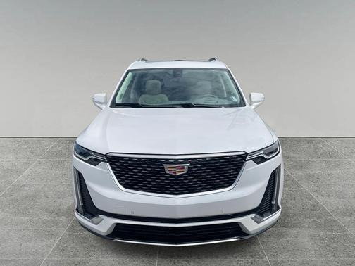 2024 Cadillac XT6 Premium Luxury FWD