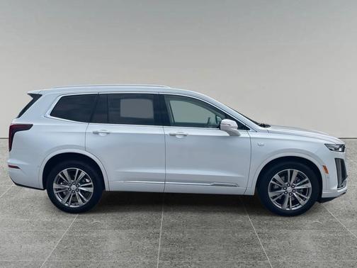 2024 Cadillac XT6 Premium Luxury FWD