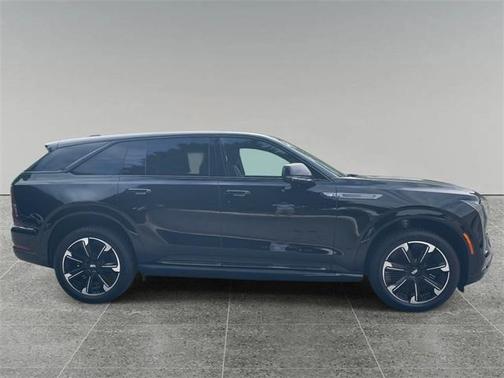 2025 Cadillac Escalade IQ 2