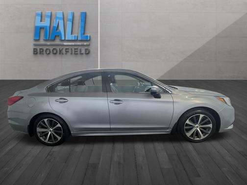 Ice Silver Metallic 2016 Subaru Legacy Limited
