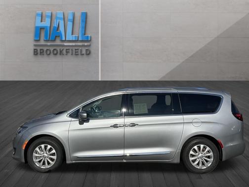 2018 Chrysler Pacifica Touring-L
