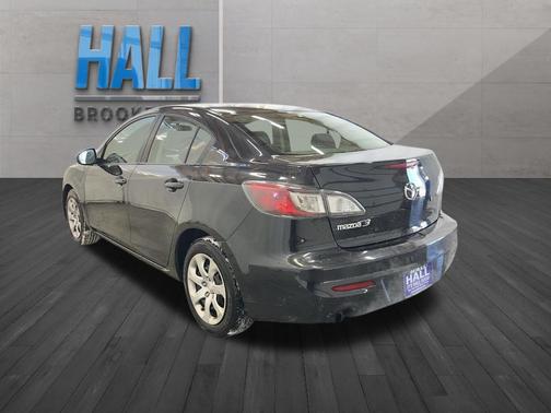 2013 Mazda Mazda3 i SV