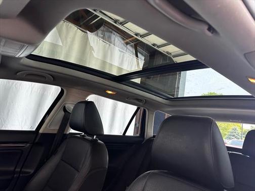 2014 Volkswagen Jetta SportWagen DSG TDI w/Sunroof