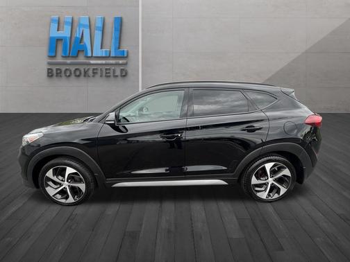 Black Noir Pearl 2018 Hyundai TUCSON Value