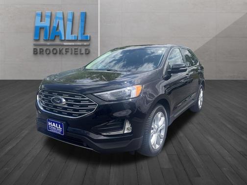 Black Metallic 2023 Ford Edge Titanium
