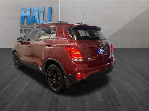 Crimson Metallic 2021 Chevrolet Trax LT