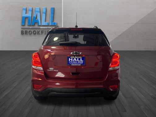 Crimson Metallic 2021 Chevrolet Trax LT