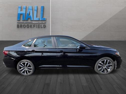 Gray 2025 Volkswagen Jetta 1.5T SE