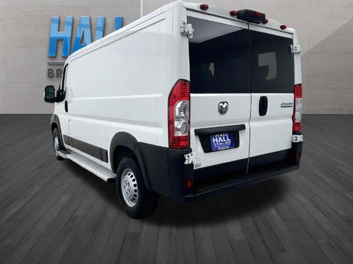 Bright White Clearcoat 2025 RAM ProMaster 2500 Tradesman