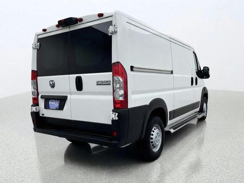 Bright White Clearcoat 2025 RAM ProMaster 2500 Tradesman