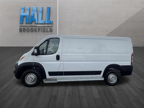 Bright White Clearcoat 2025 RAM ProMaster 2500 Tradesman