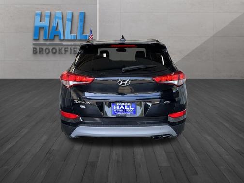 Black Noir Pearl 2018 Hyundai TUCSON Value
