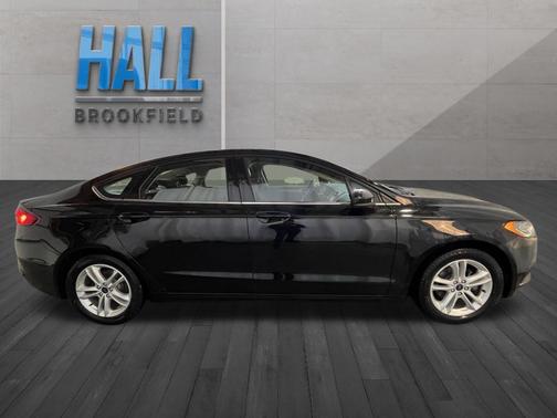 Shadow Black 2018 Ford Fusion SE