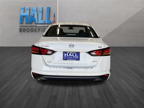 2021 Nissan Altima SR Intelligent AWD