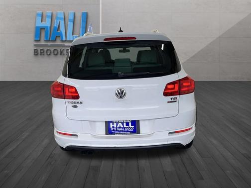 2016 Volkswagen Tiguan R-Line