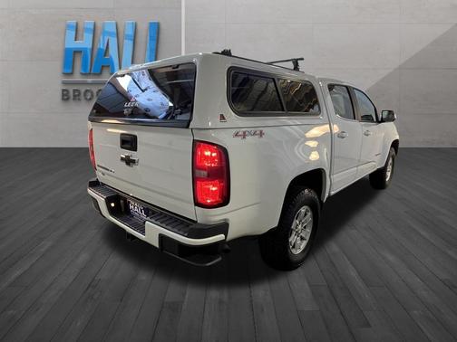 Summit White 2017 Chevrolet Colorado WT