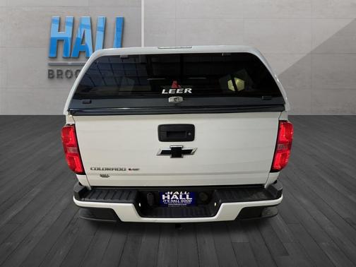 Summit White 2017 Chevrolet Colorado WT