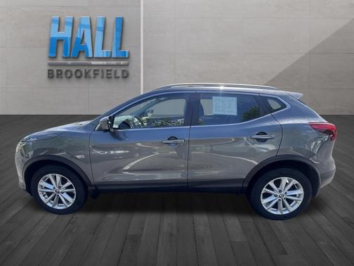 Gun Metallic 2019 Nissan Rogue Sport SV