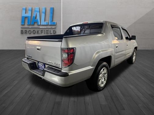 Alabaster Silver Metallic 2012 Honda Ridgeline RTS