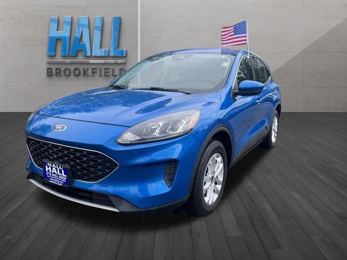 Blue Metallic 2021 Ford Escape SE