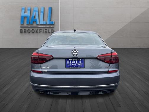 Gray 2017 Volkswagen Passat 1.8T R-Line w/Comfort