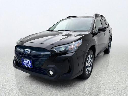 Crystal Black Silica 2023 Subaru Outback Premium