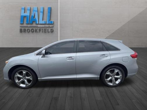 Classic Silver Metallic 2009 Toyota Venza Base