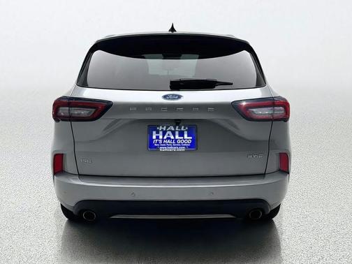 Iconic Silver Metallic 2024 Ford Escape ST-Line