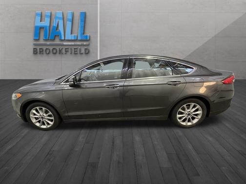 Magnetic 2017 Ford Fusion SE