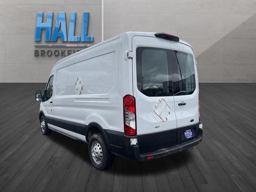 Oxford White 2022 Ford Transit-250 Base