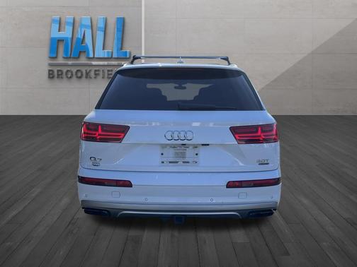 Glacier White 2018 Audi Q7 3.0T Premium Plus
