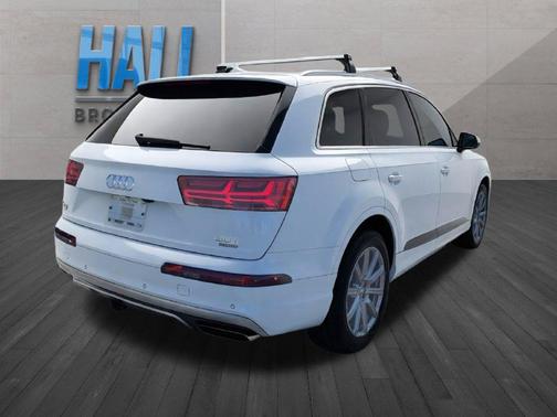 Glacier White 2018 Audi Q7 3.0T Premium Plus