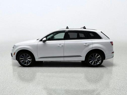 Glacier White 2018 Audi Q7 3.0T Premium Plus