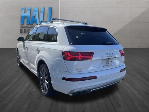 Glacier White 2018 Audi Q7 3.0T Premium Plus