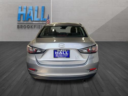 2016 Scion iA Base