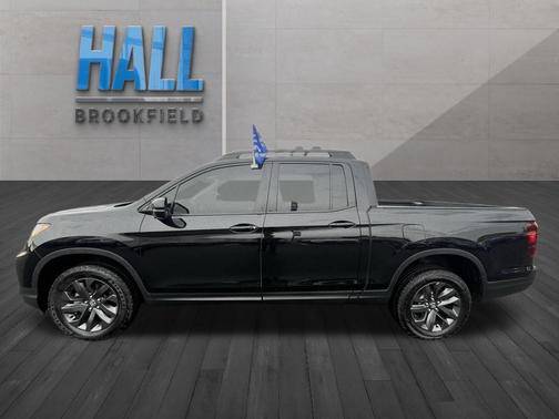 Crystal Black Pearl 2025 Honda Ridgeline Sport
