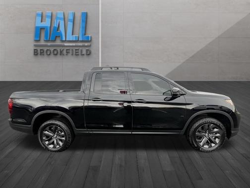Crystal Black Pearl 2025 Honda Ridgeline Sport