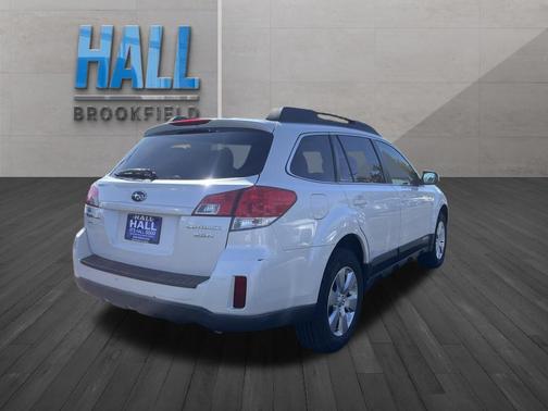Satin White Pearl 2010 Subaru Outback 3.6 R Limited