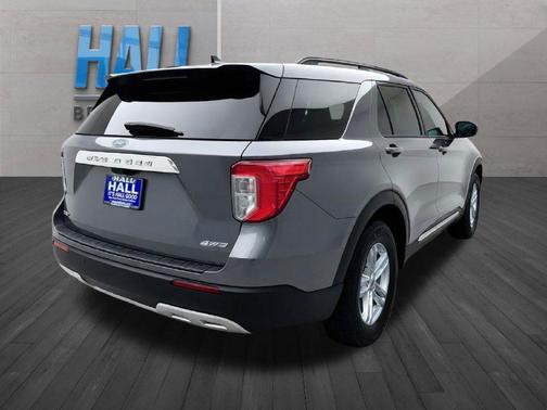Gray Metallic 2023 Ford Explorer XLT