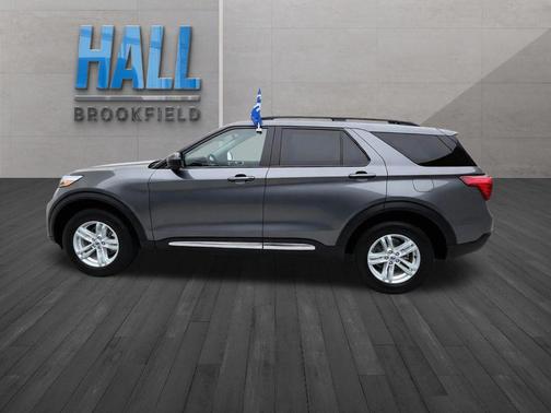 Gray Metallic 2023 Ford Explorer XLT