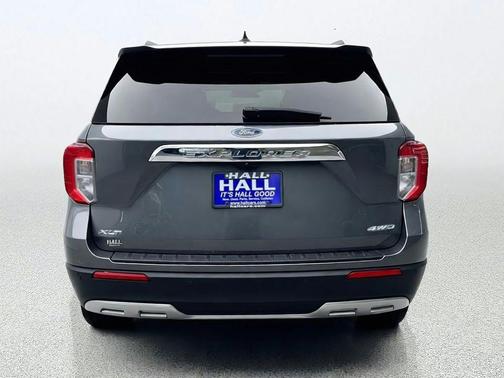 Gray Metallic 2023 Ford Explorer XLT
