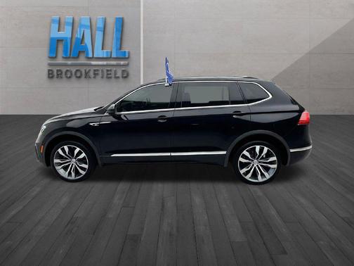 Deep Black 2020 Volkswagen Tiguan 2.0T SEL R-Line 4MOTION