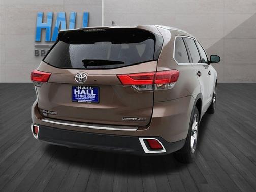 Toasted Walnut Pearl 2019 Toyota Highlander Limited