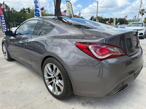 2013 Hyundai Genesis Coupe 3.8 Track