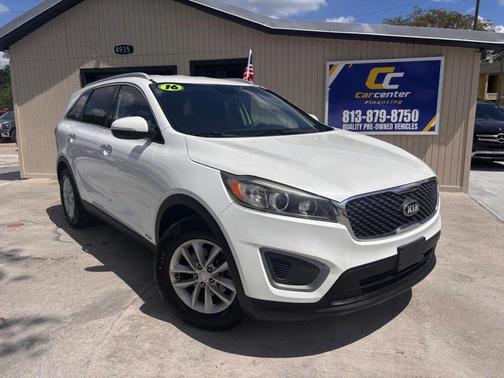 2016 Kia Sorento LX