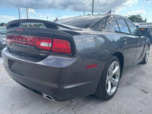 Granite Crystal Metallic Clearcoat 2014 Dodge Charger SXT