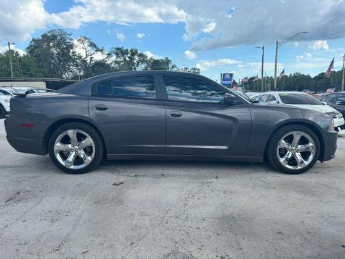 Granite Crystal Metallic Clearcoat 2014 Dodge Charger SXT